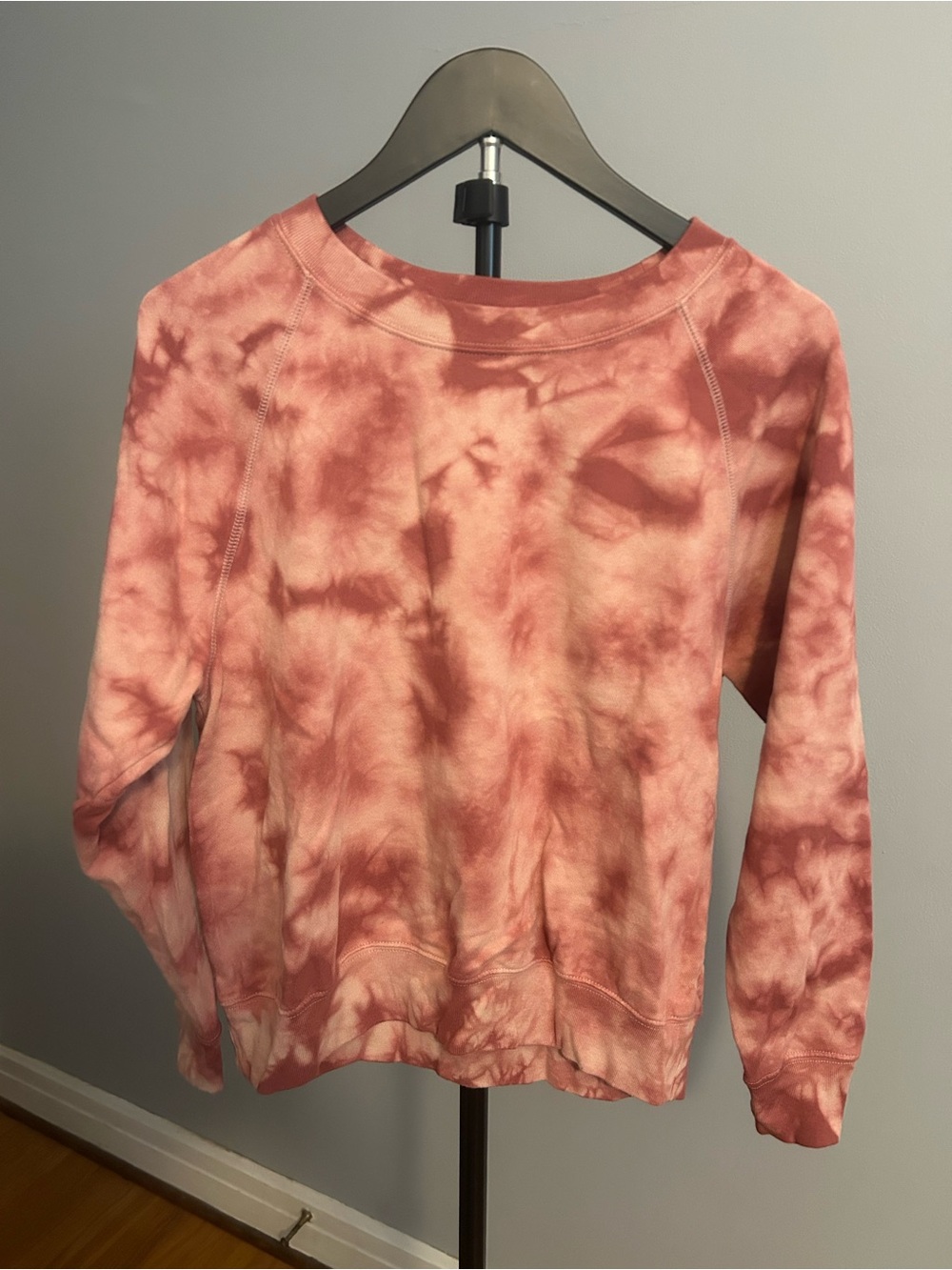Old Navy Pink Tie-Dye Crewneck Sweatshirt & Pants. Matching set-READ CAPTION